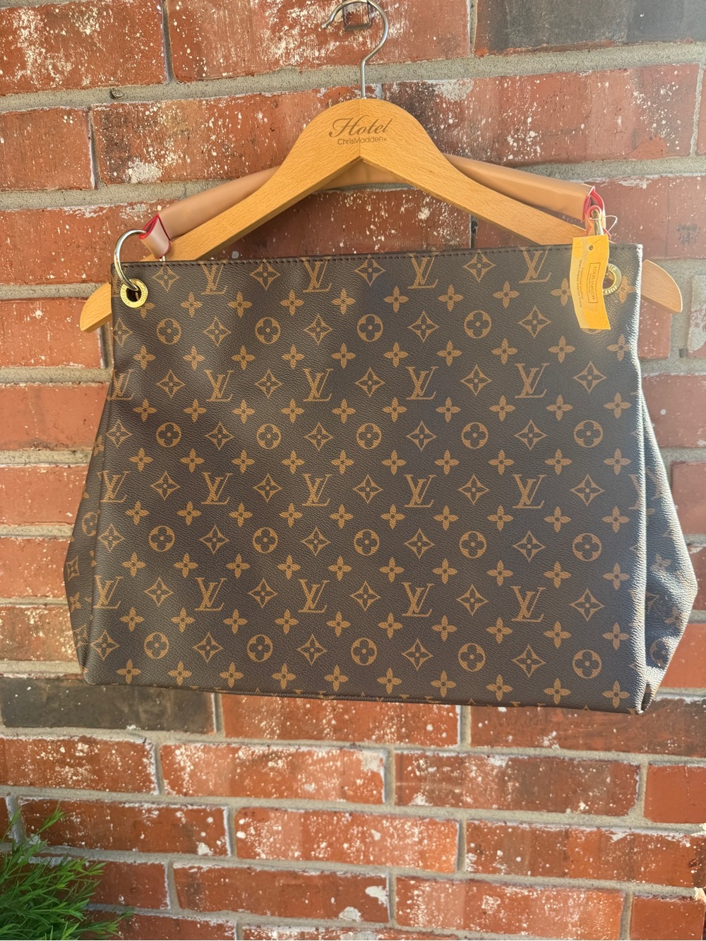 Designer Like Monogram Fashion Handbag - Picture 2 of 10